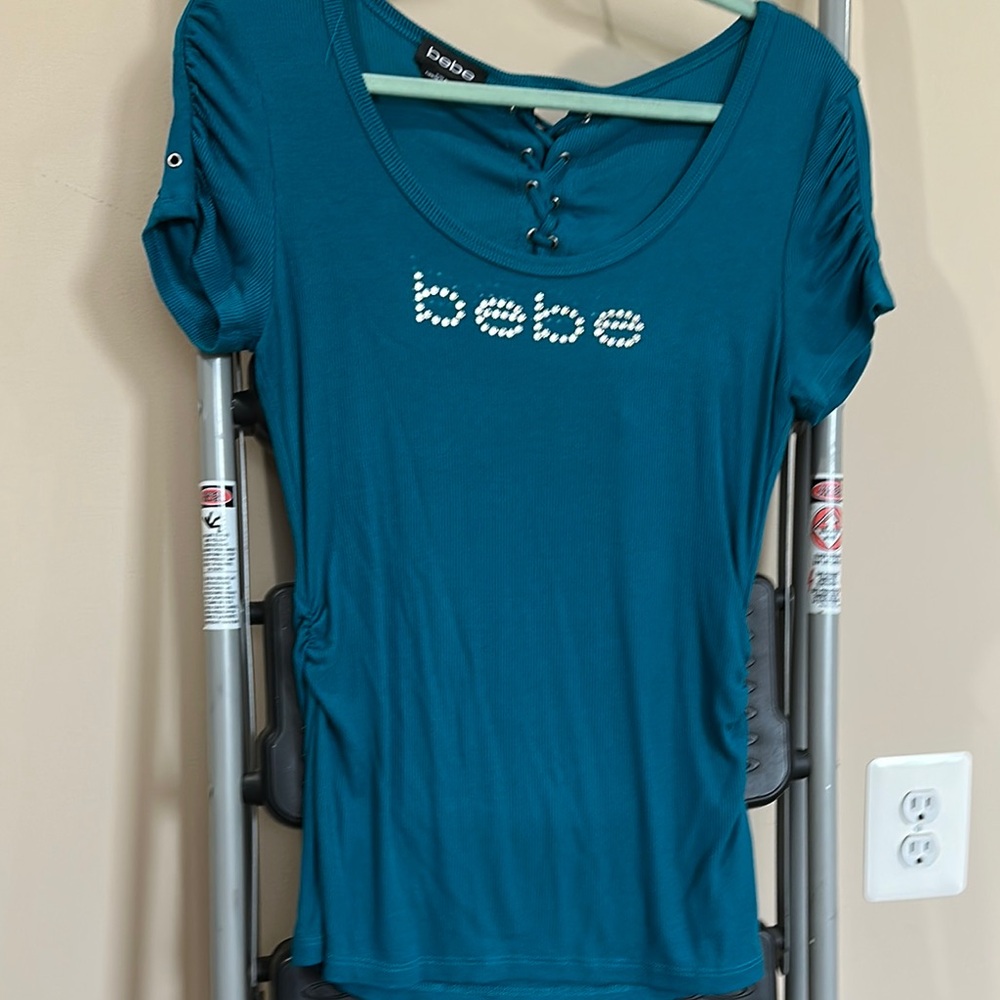 Bebe Blue Fitted Short Sleeve T-Shirt with Ruched Details